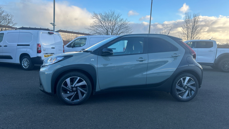 Toyota Aygo X 1.0 VVT-i Edge 5dr Petrol Hatchback